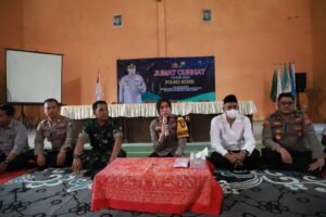 Rutin Adakan Jum’at Curhat, Polres Kediri Diskusi Kamtibmas Bersama Warga Kunjang