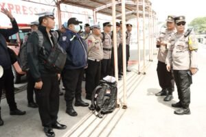 Polres Gresik Libatkan Tim Trauma Healing untuk Korban Gempa di Pulau Bawean
