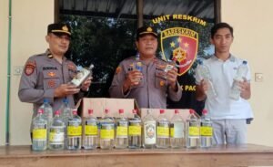Ops Pekat Semeru, Polsek Pagu Amankan 6 Penjual dan Puluhan Botol Miras