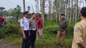 “ANDALALIN” Kanit Kamsel Satlantas Polres Kediri Tinjau Lokasi Penambangan PT. Iki Pasir Apik Desa Satak Kec. Puncu Kab. Kediri