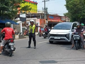 Antisipasi Kemacetan Saat Arus Mudik Dan Arus Balik Lebaran 2024 Satlantas Polres Kediri bentuk Tim Urai Kemacetan