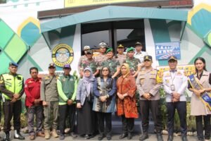 Pastikan Pelayanan Optimal, Kapolres Kediri Kota Bersama Forkopimda Tinjau Pos Pam dan Pos Yan Serta Stasiun KA