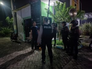 Satgas Preventif Ops Ketupat Semeru 2024 Polres Lamongan Optimalkan Patroli Rumah Warga yang Ditinggal Mudik