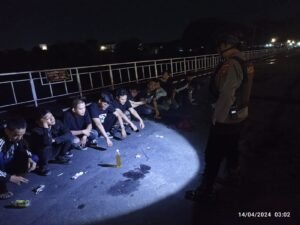 Pastikan Aman Ditinggal Mudik Pemilik Saat Lebaran, Polsek Mojoroto Intensifkan Patroli Rumah – rumah Kosong, Ini Hasilnya