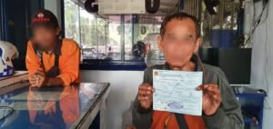 NEKAT MELAWAN ARUS LALULINTAS SAAT MACET BUS PO. BAGONG DI TINDAK ANGGOTA SATLANTAS POLRES KEDIRI