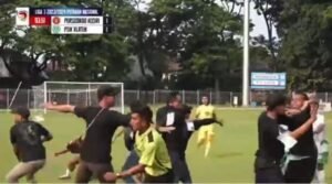 Wasit Pertandingan Persedikab Melawan PSIK Klaten Dikeroyok Pemain PSIK Klaten Usai tiup Peluit Babak Kedua