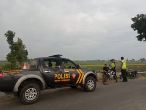 Polsek Purwoasri Patroli Dialogis Ajak Para Pemuda Hindari Tindakan Merugikan