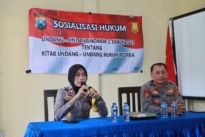Wakapolres Kediri Pimpin Sosialisasi Bidang Hukum di Polsek Plosoklaten