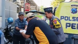 Cara Unik Polsek Pagu Sampaikan Imbauan Kamtibmas Melalui Program Jum’at Berkah