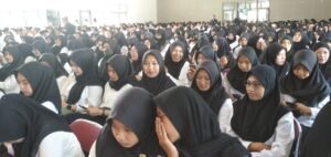 Senyum Ceria Wajah 1032 PPS, Saat Di Lantik KPU Kabupaten Kediri