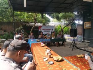Polsek Pesantren Gelar Curhat Kamtibmas Bersama Warga