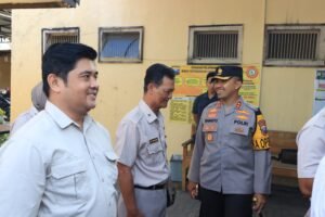 Kapolres Kediri Kota Dialog dan Pengecekan Penampilan Personel Polsek Pesantren
