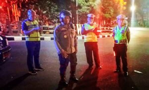 Cegah Gesekan dan Tawuran di Route yang Dilewati Rombongan Pesilat dan Simpatisan Pasca Digelarnya Pencak Dor di Kediri, Kapolsek Mojoroto Lakukan Langkah Berikut !