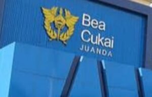 Di duga ada pelepasan seorang penjual minuman keras, oleh oknum bea cukai . ada apa dengan bea cukai…….???