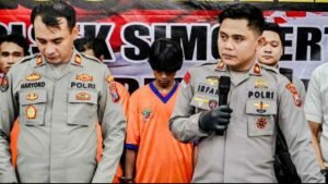 Bandit bereaksi mencuri di 33 tempat, akhirnya di bekuk Polsek Simokerto, Polrestabes Surabaya .