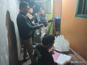 Rumah Tempat Jual Miras Ciu Rasa Leci di Area Pasar Bandar Kota Kediri Kembali Digerebek Polsek Mojoroto