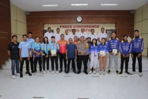 Polda Jatim Berangkatkan Tim Bola Voli Untuk Kejurnas di Jogja