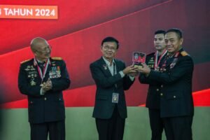 Sespim Lemdiklat Polri Gelar Kegiatan Pemberian Rekor MURI Untuk Literasi dan Art Policing Lukisan