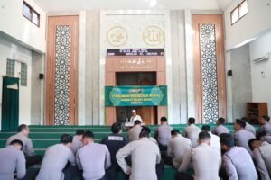 Ciptakan Suasana Kerja yang Harmonis, Polres Kediri Rutin Adakan Binrohtal