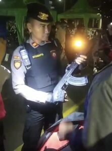 Senjata Laras Panjang Berpeluru Di Temukan Polres Kediri Kota Saat Di Gelar Razia Cipkon Dan Kelengkapan Kendaraan, Ini Penjelasan Kasat Samapta!!!