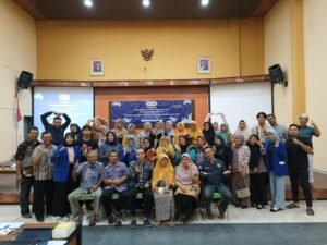 Perkuat Transparansi Dan Kualitas Laporan Keuangan Usaha Mikro, Tim Abdimas Akuntansi UNP Kediri Gelar Pelatihan “AAM” (Aplikasi Akuntansi Mobile) Bagi Anggota KSP Sakti Kota Kediri