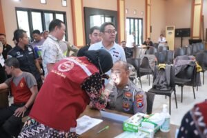 Ratusan Personel Polres Kediri Ikuti Skrining dan Vaksinasi Hepatitis B