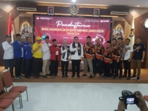 Sah!! KPU Kabupaten Kediri Resmi Terima Pendaftaran Hanindhito Himawan Pramana Dan Dewi Maria Ulfa Sebagai Cabup Dan Cawabup Pada Pilkada 2024