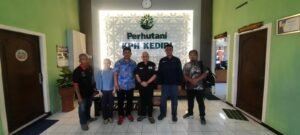 Silaturahmi Bakorda FKBN Kediri Raya Ke Kantor Perhutani KPH Kediri Guna Membahas Jalinan Kerjasama Antar Lembaga Yang Simbiosis Mutualisme