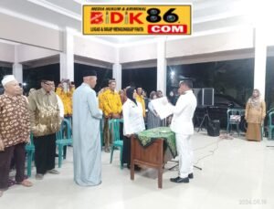 Pengambilan sumpah janji dan pelantikan kasi pelayanan Desa Sumengko tahun 2024