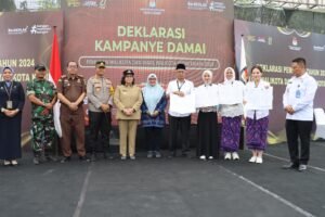 Tahapan Pilkada, Polres Kediri Kota Amankan Deklarasi Kampanye Damai di Kantor KPU
