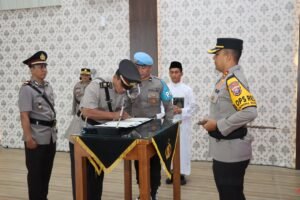 Kapolres Kediri Kota Pimpin Sertijab Kasatintelkam Polres Kediri Kota