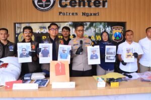 Polres Ngawi Berhasil Ungkap Penipuan Online, 5 Tersangka Lancarkan Aksinya dari Dalam Lapas Madiun