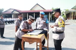 Polres Kediri Gelar Upacara Serah Terima Jabatan Kasat Resnarkoba, Kapolsek Ringinrejo dan Pengukuhan Kasikum