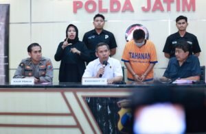 Polda Jatim Amankan Seorang Ayah yang Aniaya dan Lecehkan Kedua Putrinya