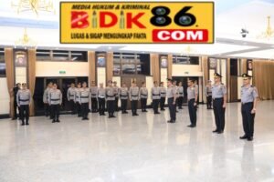 Kapolri Pimpin Kenaikan Pangkat 4 Pati-Pamen Polri