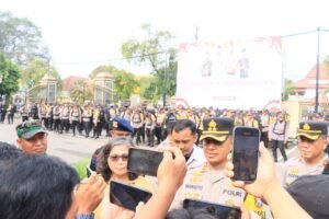 Polres Kediri Kota Gelar Apel Pergeseran Pasukan Pengamanan TPS Pilkada 2024