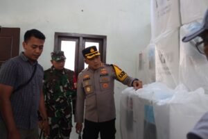 Pasca Pungut dan Hitung Suara Pilkada 2024, Polresta Banyuwangi Bersama Forkopimda Patroli ke  PPK Pastikan Situasi Kondusif