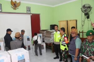 Pasca Hitung Suara Pilkada Kapolres Magetan dan Forkopimda Gelar Patroli Malam Pastikan Kamtibmas Kondusif