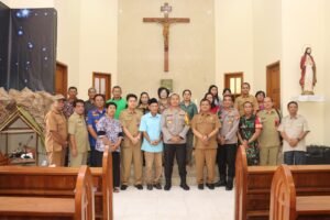 Pastikan Rasa Aman Saat Perayaan Natal, Kapolres Kediri Kota Bersama OPD Kab Kediri Kunjungi Gereja