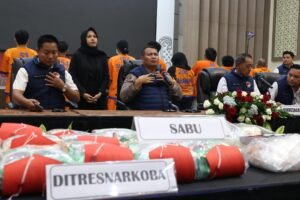 Wujudkan Asta Cita, Polda Jatim Berhasil Ungkap 819 Kasus Narkoba dan TPPU Dalam 100 Hari