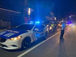 Polres Nganjuk Gelar Patroli Skala Besar Gabungan Antisipasi Gangguan Keamanan Malam Tahun Baru 2025