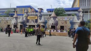 Posyan Nataru Polresta Sidoarjo di Terminal Purabaya Bertemakan Kastil, Bermacam Inovasi Pelayanan