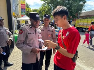 Polres Kediri Sosialisasikan PPDB SMA Taruna Kemala Bhayangkara di CFD Pare