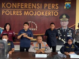 Kapolres Mojokerto Sampaikan Duka Mendalam untuk Keluarga Korban Ledakan di Puri