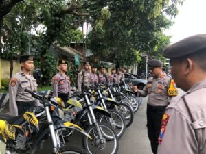 Kasat Samapta Polres Kediri Cek Kendaraan Dinas,Pastikan Semua Dalam Kondisi Baik