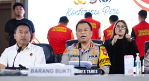 Polrestabes Surabaya Amankan 4 Pelaku Debt Collector, yang Aniaya Pengacara