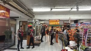 Sat Samapta Polres Kediri Kota Melalui Patroli KRYD Jamin Keamanan Libur Panjang (Long Week End)