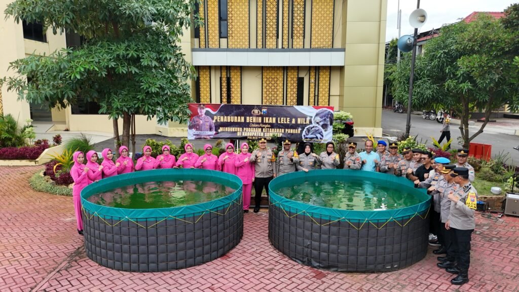 Kapolres Sumenep Tabur 12 Ribu Benih Ikan, Dukung Program Ketahanan Pangan