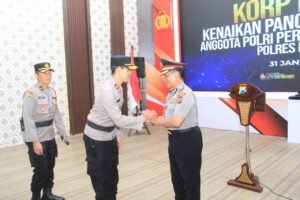 Kompol Muchlason Resmi Sandang Pangkat AKBP dalam Korps Raport Kenaikan Pangkat Pengabdian