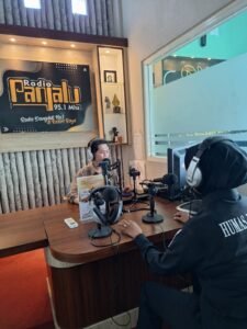 Budayakan Berkendara Aman dan Tertib, Polres Kediri Sosialisasikan Ops Keselamatan Semeru di Radio